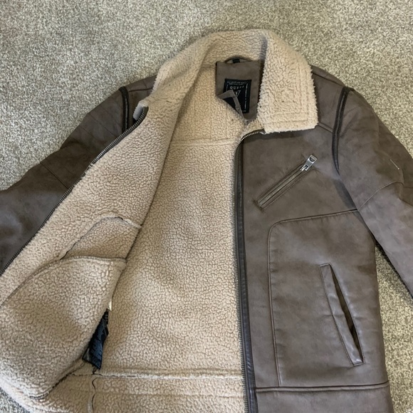 Guess Sherpa jacket - Picture 2 of 3